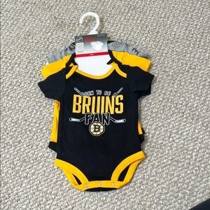 Boston Bruins Baby Onesies Set NWT 0-3M